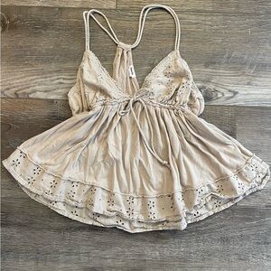Kimchi Blue beige Camisole Top EUC size S